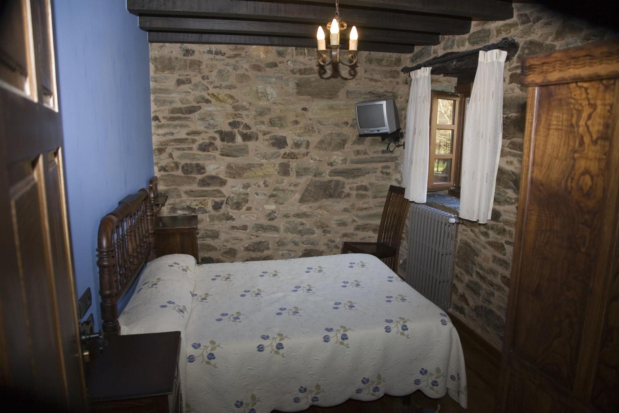 Hostal Casa Bouza Becerreá Habitación foto